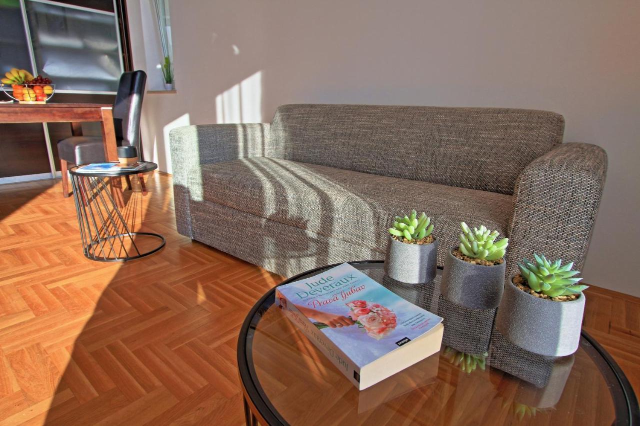 Studio Apartman Luka 센 외부 사진